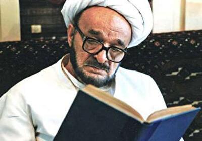  تقابل نگاه علامه جعفری با توماس هابز که انسان را گرگ انسان می‌دانست
