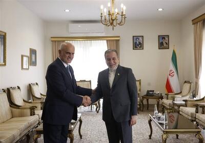  دیدار معاون سیاسی رئیس مجلس لبنان با عراقچی - تسنیم