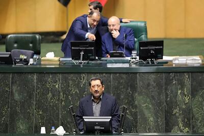  استیضاح وزیر صمت در مجلس | اتابک رفتنی می‌شود؟