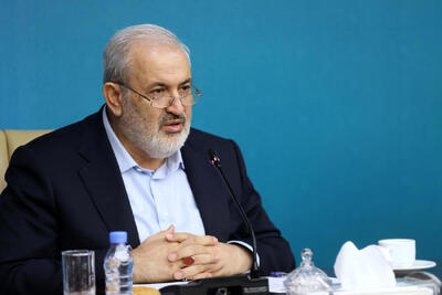  وزیر نیرو: تا پایان سال ۱۰ میلیون کنتور هوشمند برق نصب می‌کنیم