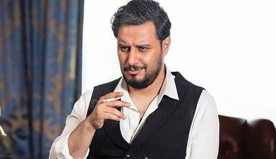  ⁨وقتی جواد عزتی بازیگر نابلد رو سرکار میزاره⁩⁩!