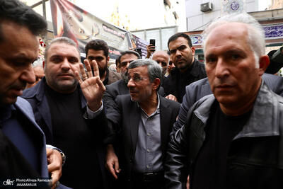  تصاویری از مراسم ختم خواهر احمدی‌نژاد در نارمک