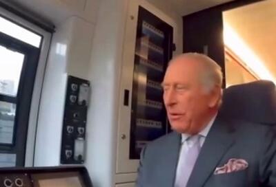  پادشاه بریتانیا راننده تراموا شد!