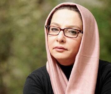  نگاه روز | چهره تازه لاله صبوری دختر کم کار سینما درآستانه 60 سالگی / ژست کافه ای خانوم حریف نداره