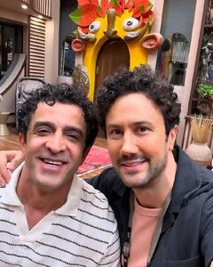  نگاه روز |قابی زیبا از شاهرخ استخری و مجید یاسر در پشت صحنه جوکر به سبک کارتونی