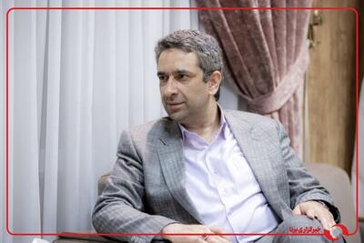  تواضع در مقابل مردم، دولت را عزیز می‌کند