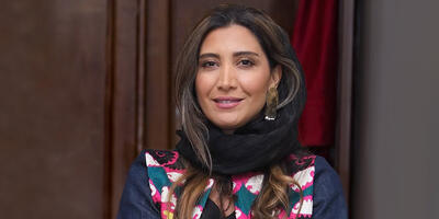  نیکی مظفری قرار نیست لباس پوشیدن را یاد بگیرد! حالا چرا انقدر چروک؟ - چی بپوشم