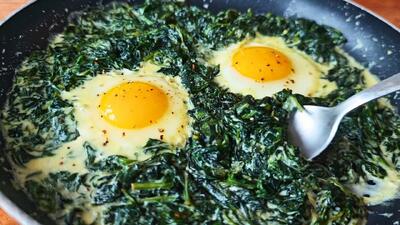  طرز تهیه املت اسفناج صبحانه ای سرشار از آهن و پروتئین