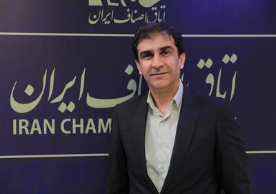  اسنپ توانسته بود هزینه حمل و نقل را در شهرها کاهش دهد ولی سازمان تامین اجتماعی الان با دخالت بیجا و اصرار به اینکه رانندگان باید بیمه شوند می‌خواهد هزینه‌ها را افزایش دهد