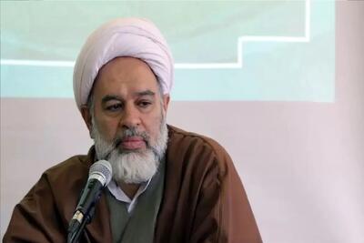  آیت الله قاضی زاده: سوارکاری برای زنان مجاز است/ نشستن در جلو یا عقب موتورسیکلت تفاوتی ندارد