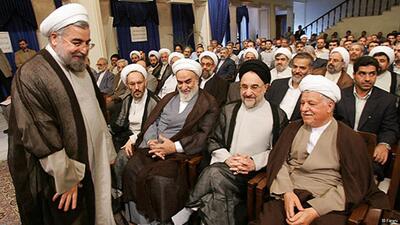  کیهان: دولت‌های هاشمی و روحانی بستر ناامنی و بی‌ثباتی اقتصادی و آشوب‌افکنی دشمن را فراهم کردند / پاسخ دولت خاتمی را هم مردم با رای به احمدی‌نژاد در سال ۱۳۸۴ و ۱۳۸۸ دادند