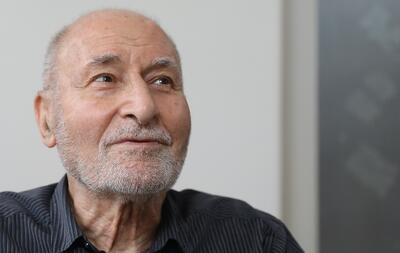  از منظر راهبردی می‌توان با یک قدرت مستکبر نیز مذاکره کرد و به تفاهم رسید