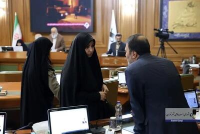  هتاکی به نرجس سلیمانی در فضای مجازی بعد از مخالفت او با زاکانی