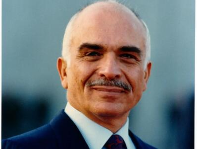  عکس| «ملک حسین» به همراه پسرش سوار بر کارتینگ در امان؛ سال ۱۳۴۲