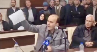  اخراج ناباورانه یک مدیر در حضور وزیر جهاد با لحن تند | حاضران شوکه شدند + فیلم