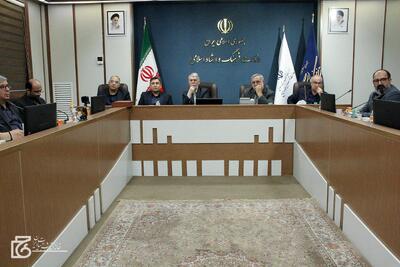  سیدعباس صالحی: همگی ما باید به اقلیم معنایی ایران کمک برسانیم
