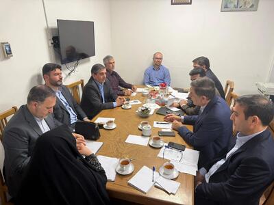  نشست هماهنگی ساماندهی شهری آبادان و خرمشهر در دفتر معاون اول رئیس‌جمهور برگزار شد