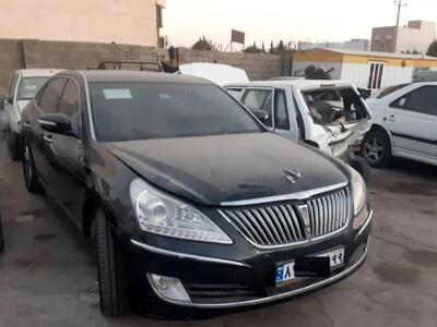  توقیف سواری ١٠٠ میلیاردی با پلاک جعلی در شیراز