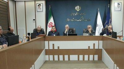  وزیر فرهنگ: همگی به اقلیم معنایی ایران کمک برسانیم