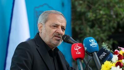  منابع انسانی موتور محرک تعلیم‌ و تربیت است