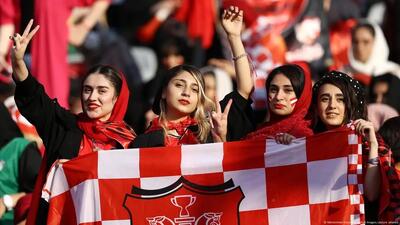  هواداران از بمب پرسپولیس رونمایی کردند