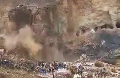  فیلم/ لحظه ریزش وحشتناک معدن در کنگو با دست‌کم ۳۲ کشته