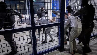  آمار اسراییل: دست‌کم ۹۸ فلسطینی از اکتبر ۲۰۲۳ تاکنون در بازداشت جان باخته‌اند