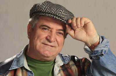  کاظم هژیر آزاد این پسر جوانش را بر اثر کرونا از دست داد + عکس