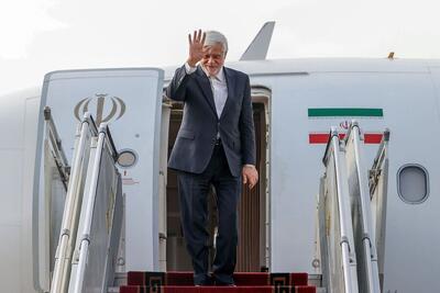  عارف عازم روسیه شد