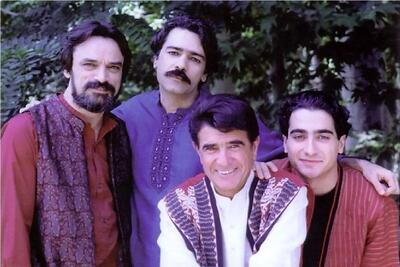  آواز پر طمطراق/همنوازی و همنوایی پدر و پسر مردم مبهوت کرد همراه با شاهکار کمانچه کلهر