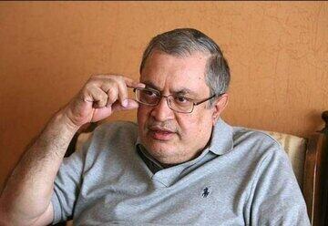  کیهان، شمشیر را علیه هاشمی و روحانی کشید