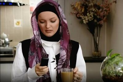  «بیتا» سریال آوای باران در لباس چارلی چاپلین