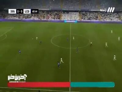  خوسانوف مدافع ازبکستان با خطا روی علیپور از زمین بازی اخراج شد