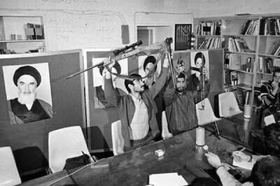  فهرست هنرمندان حامی تسخیر سفارت آمریکا