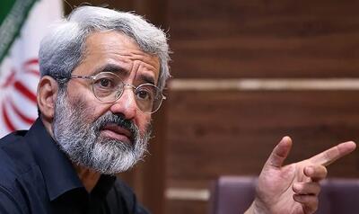  وقت تضعیف پزشکیان نیست / زیاده‌خواهی‌ها، رئیس‌جمهور را به بن‌بست می‌‌کشد