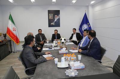  استقلال، اسیر چاه مدعیان دروغین!