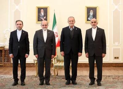  پزشکیان: خنثی‌سازی تبلیغات ضدایرانی، از مسئولیت‌های مهم سفرا است