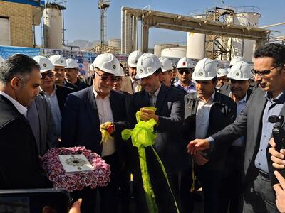  استاندار: تکمیل زنجیره ارزش صنعت نفت در اصفهان هدف گذاری شده است