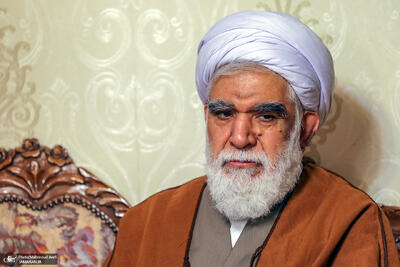  آیت الله اختری: وضعیت فرهنگی از بدحجابی به برهنگی رسیده است/ اینکه فردی فوت می کند و در مراسم تشییع، تدفین و ترحیم وی، آهنگ پخش می شود، نشان دهنده عملکرد ضعیف ما است/ منبری ها باید در حوزه حجاب و مراسم ترحیم و سایر مسائل عبادی، دقیق تر و کامل تر ورود کنند