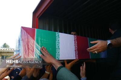  پیکر ۱۳ شهید گمنام وارد مشهد شد