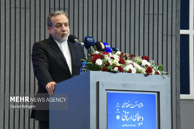 عراقچی: همسایگان اولویت اصلی سیاست خارجی ایران هستند