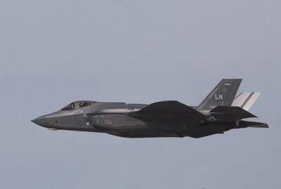  سایت ایتالیایی: آمریکا با موفقیت، پرتاب یک بمب هسته‌ای توسط «اف-۳۵» را آزمایش کرد