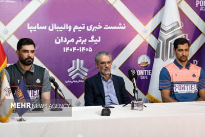  صفایی: حفظ سهمیه لیگ برتر والیبال برای سایپا حکم قهرمانی دارد - پارس فوتبال