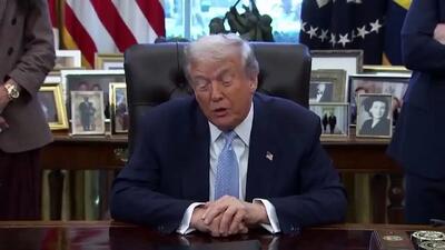  توهین تند ترامپ به اعضای دولتش: با یک مشت احمق بحث می‌کردم!