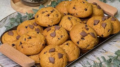  کوکی کدو حلوایی خوشمزه پاییزی با بافت نرم‌ و خوشرنگ‌ و تپلی + فیلم