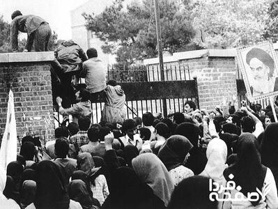  چرا امام خمینی زنان و سیاه‌پوستان آمریکایی گروگان در لانه جاسوسی را آزاد کرد؟