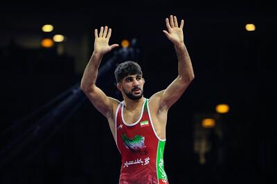  پخش زنده کشتی سعید اسماعیلی، غلامرضا فرخی، علی احمدی وفا و امیر عبدی