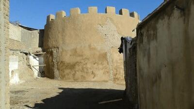  احیای بنای تاریخی برج و باروی زنجان