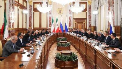  دیدار میخاییل میشوستین نخست وزیر روسیه و محمد رضا عارف در‌ مسکو