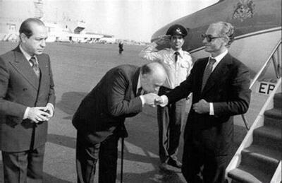  ماجرای بازداشت امیرعباس هویدا توسط محمدرضا شاه